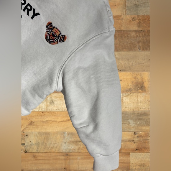 EUC Burberry Pullover Sweatshirt Size 12 months - Picture 8 of 16